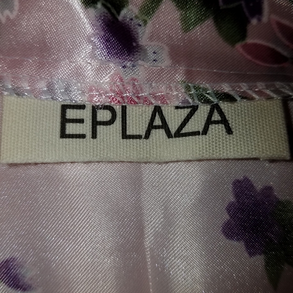 NWOT Floral Kimono Robe - Picture 8 of 10